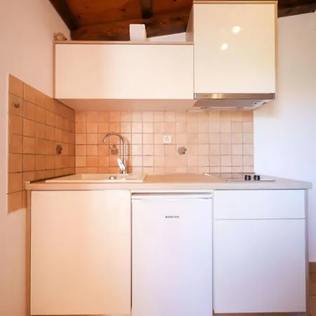 Vesna Apartment